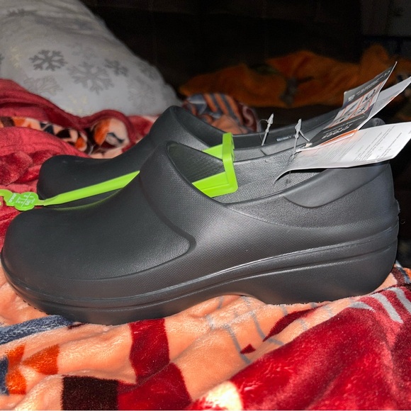 NWT CROCS size 11 Women's Neria Pro II Work Clogs - Picture 5 of 8